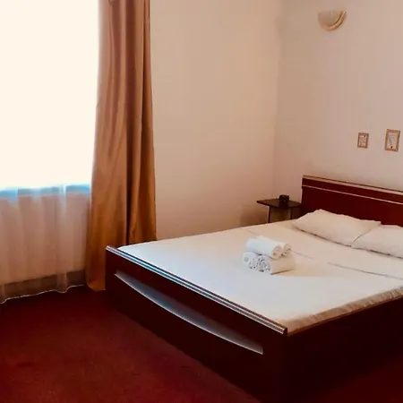 Heart Of Old Town Studio With Self Check In * Bucarest